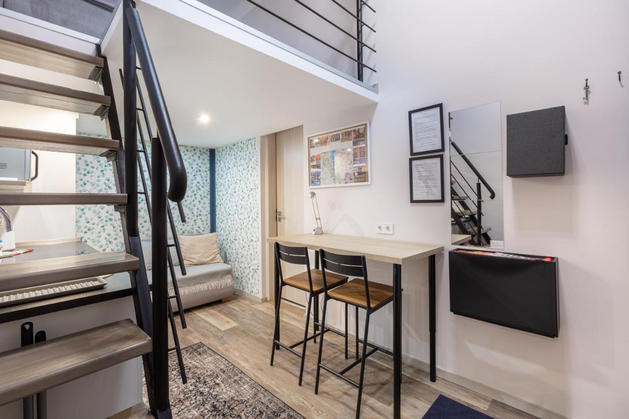 Vic's Crib Apartment